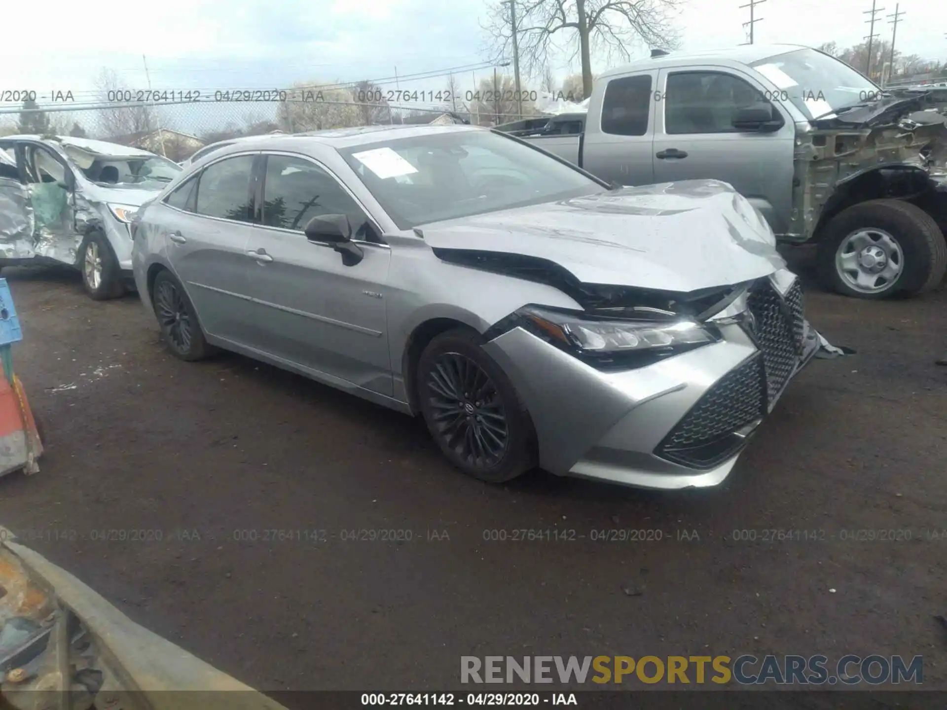 1 Photograph of a damaged car 4T1B21FB9KU004167 TOYOTA AVALON 2019