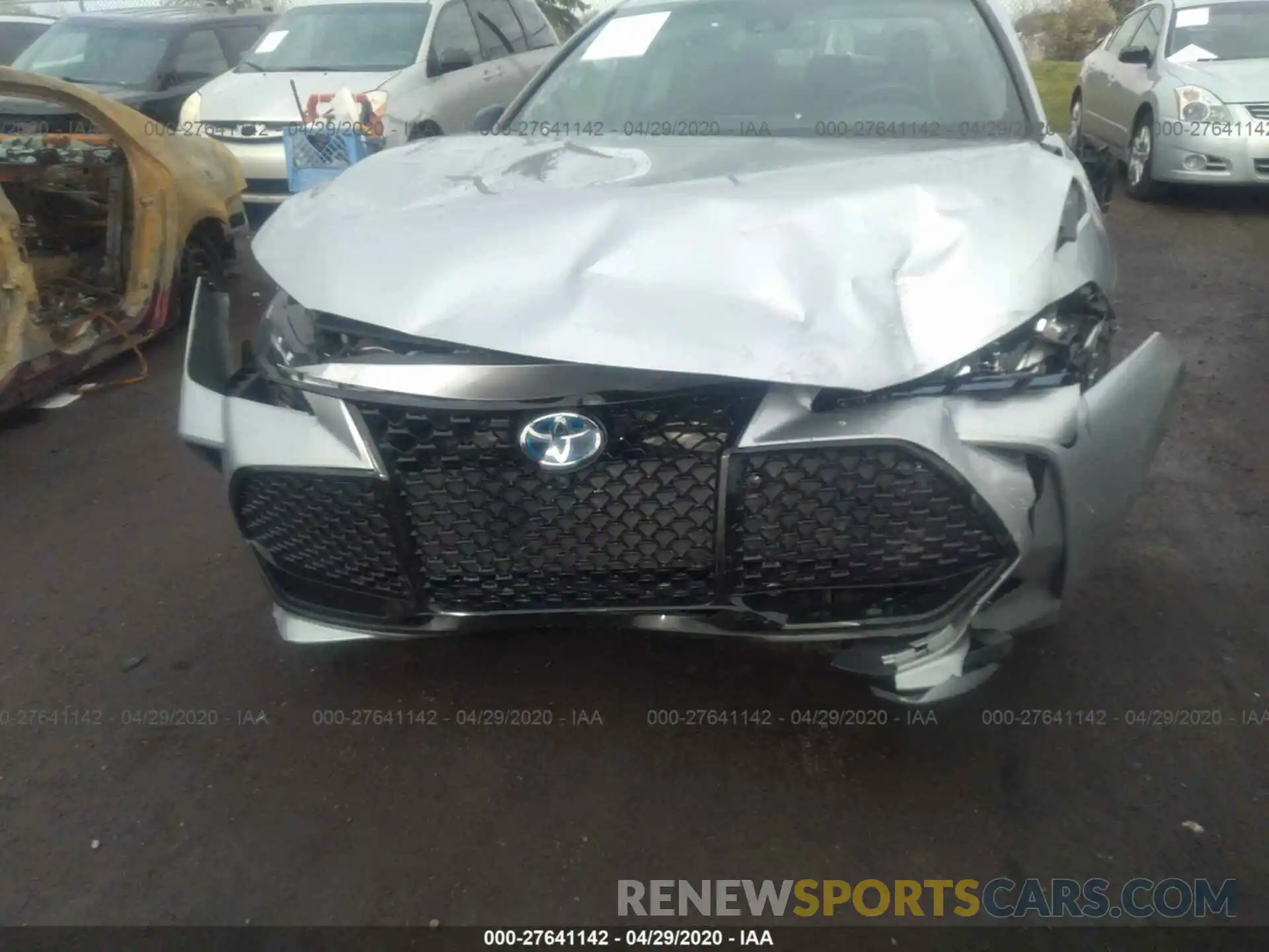 6 Photograph of a damaged car 4T1B21FB9KU004167 TOYOTA AVALON 2019