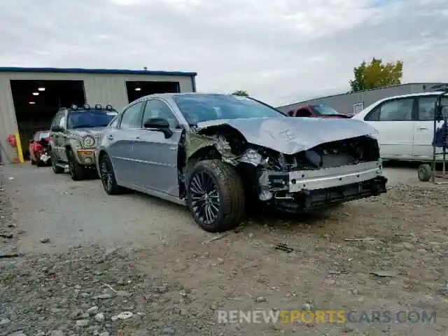 1 Photograph of a damaged car 4T1B21FB9KU005870 TOYOTA AVALON 2019