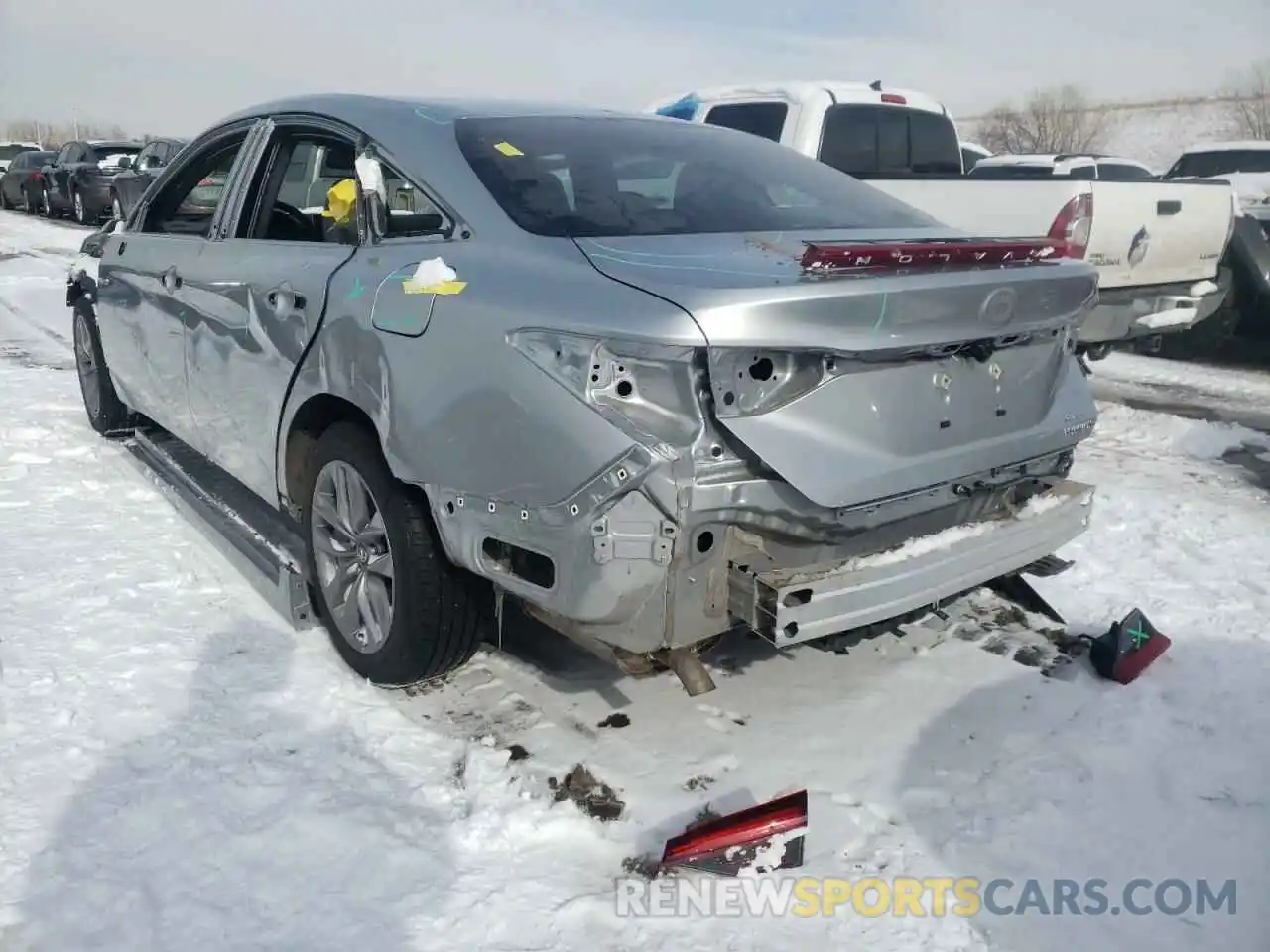 3 Photograph of a damaged car 4T1B21FB9KU006341 TOYOTA AVALON 2019