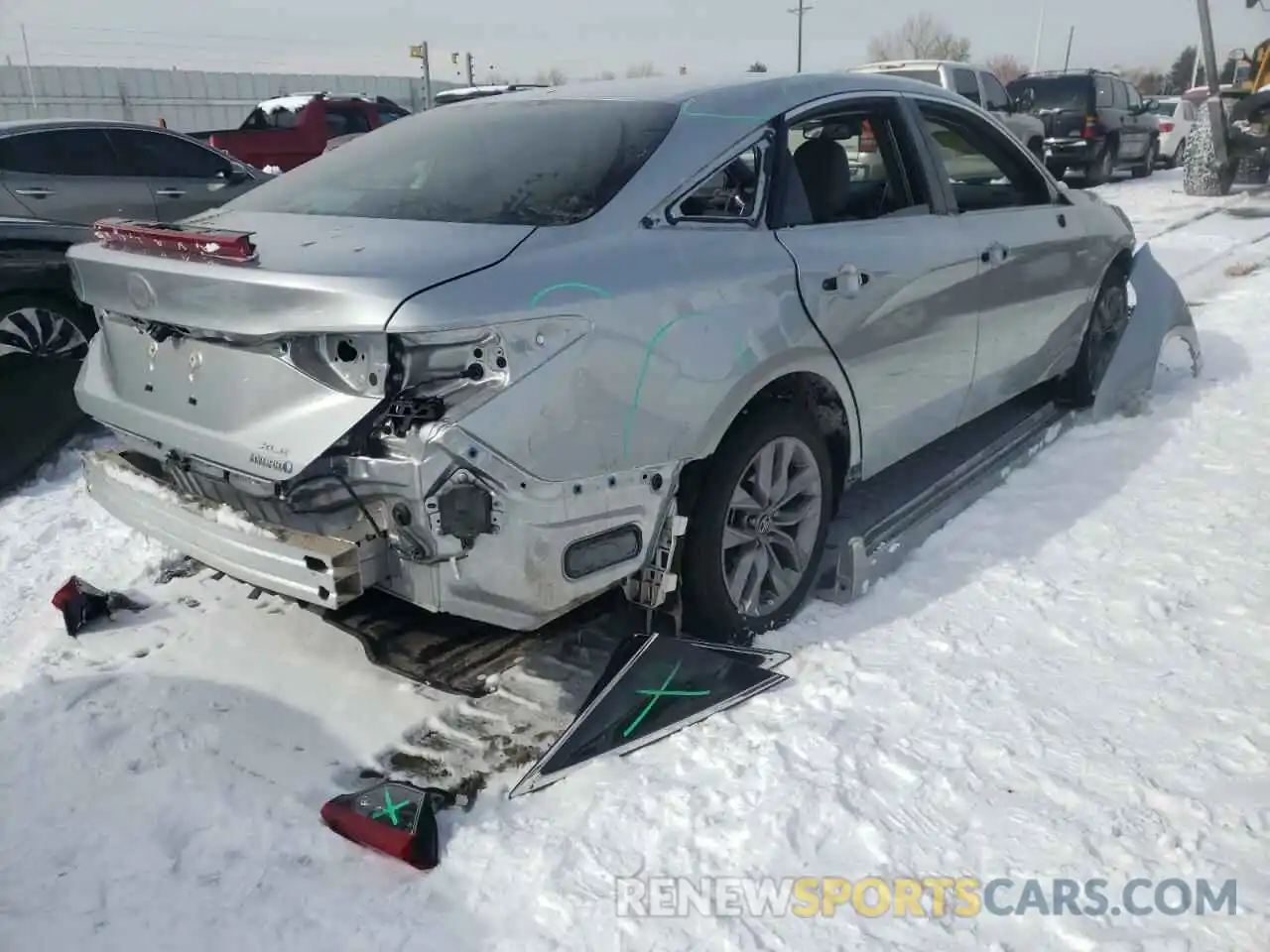 4 Photograph of a damaged car 4T1B21FB9KU006341 TOYOTA AVALON 2019