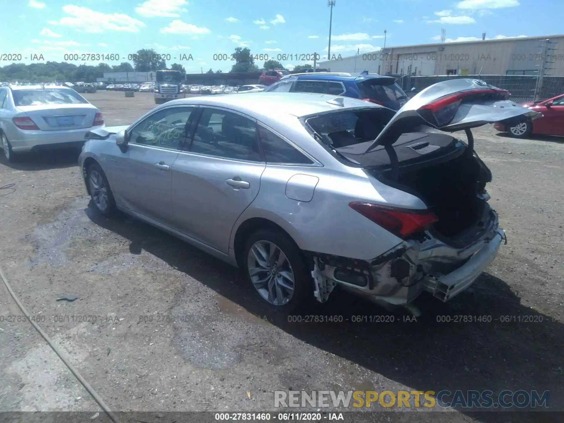 3 Photograph of a damaged car 4T1B21FB9KU007571 TOYOTA AVALON 2019