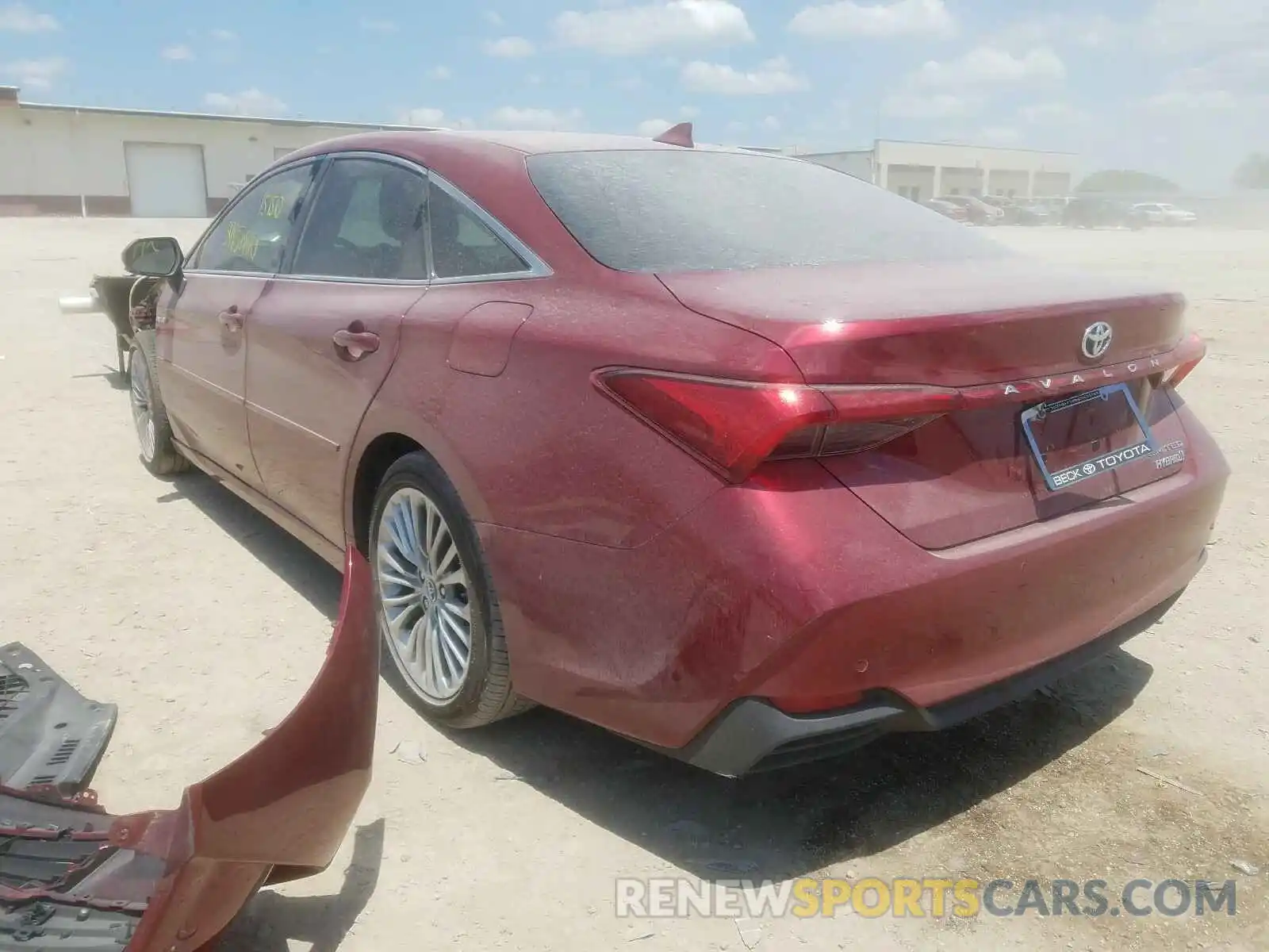 3 Photograph of a damaged car 4T1B21FB9KU009935 TOYOTA AVALON 2019