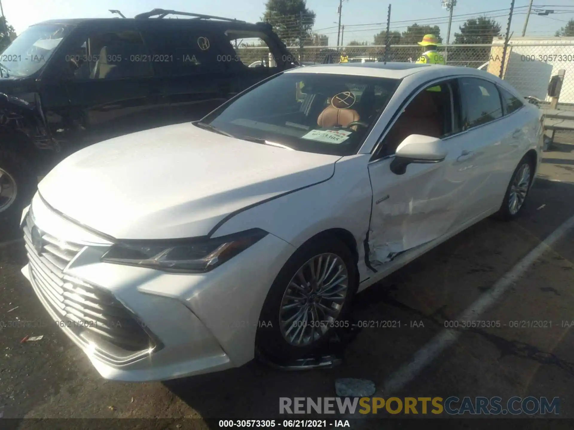 2 Photograph of a damaged car 4T1B21FB9KU011135 TOYOTA AVALON 2019