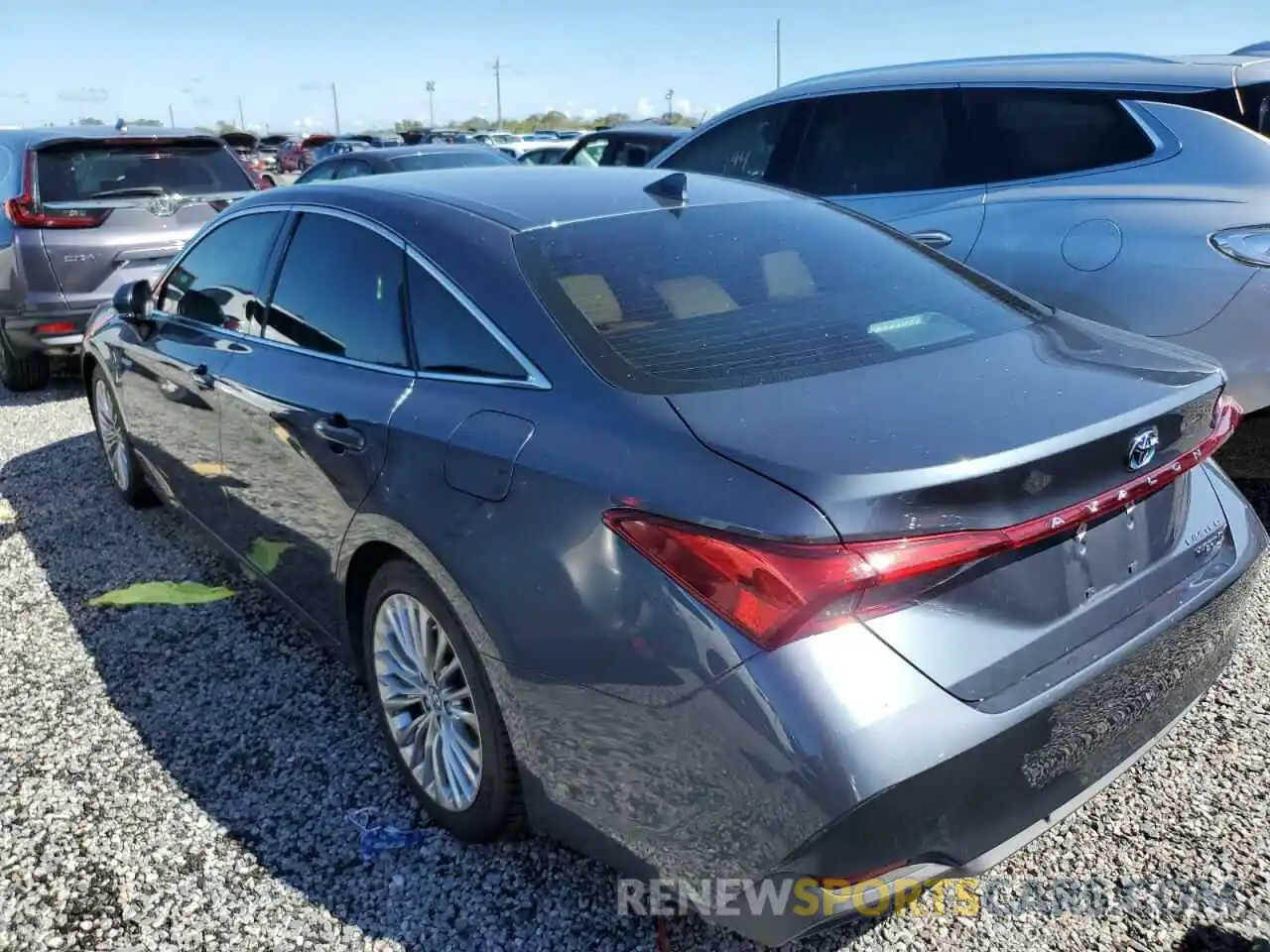 3 Photograph of a damaged car 4T1B21FBXKU001469 TOYOTA AVALON 2019