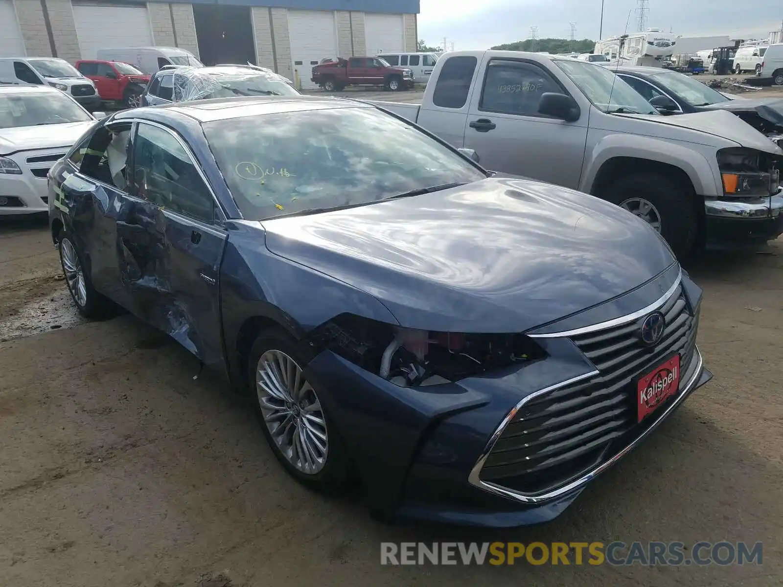 1 Photograph of a damaged car 4T1B21FBXKU003500 TOYOTA AVALON 2019