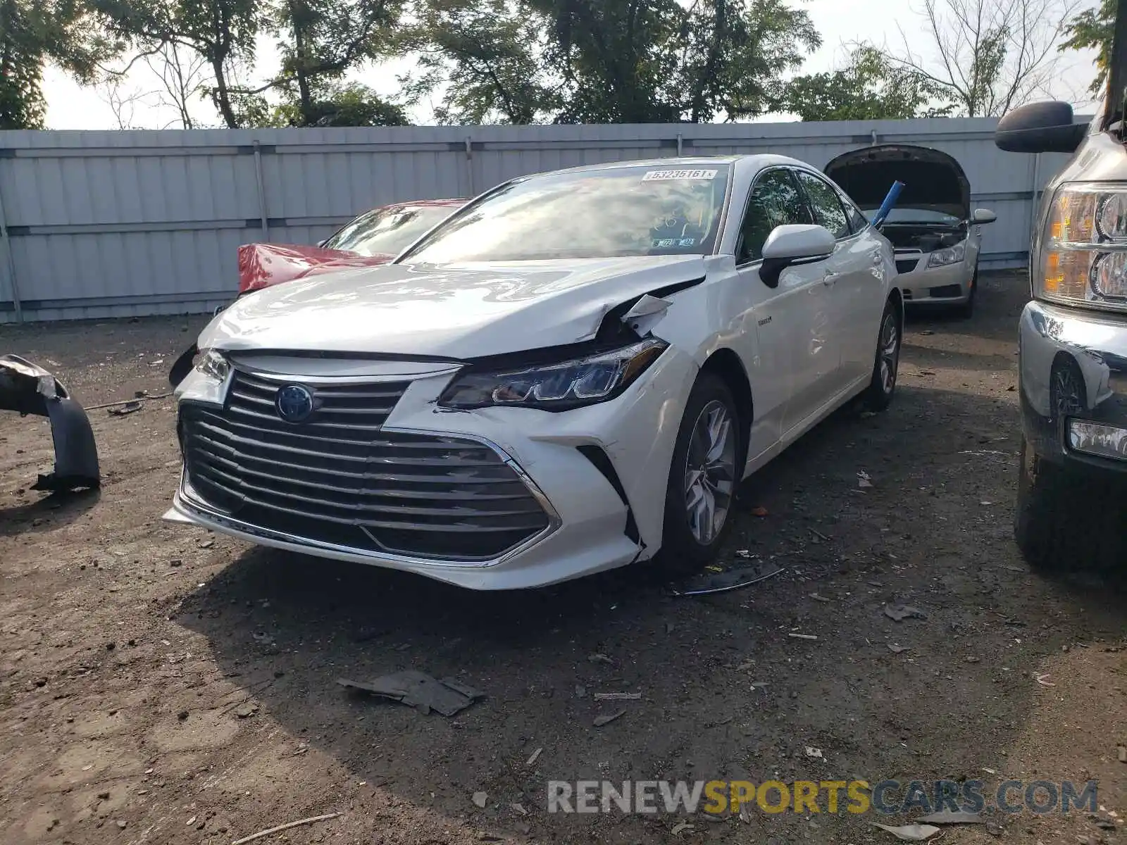 2 Photograph of a damaged car 4T1B21FBXKU004484 TOYOTA AVALON 2019