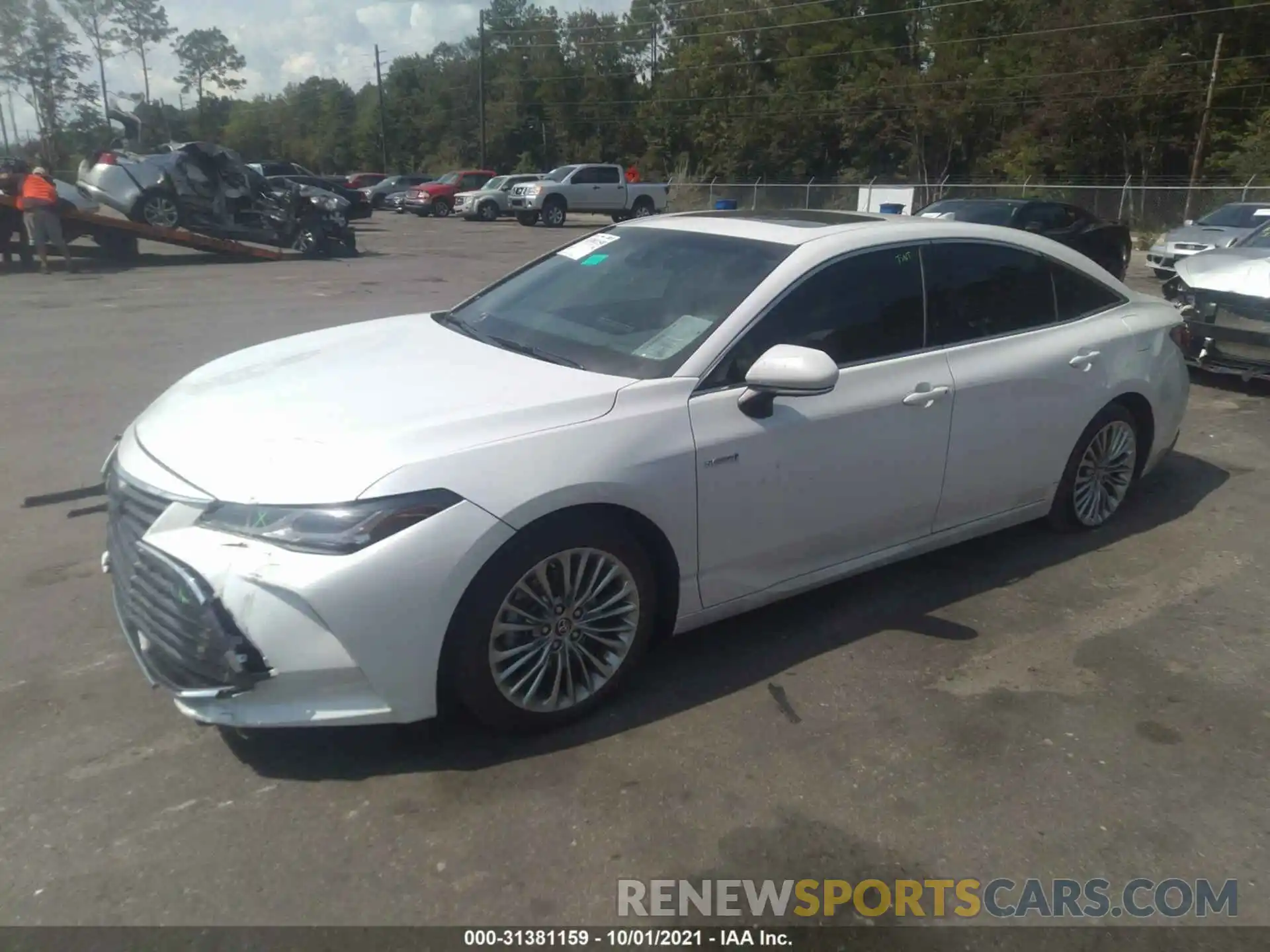 2 Photograph of a damaged car 4T1B21FBXKU009846 TOYOTA AVALON 2019