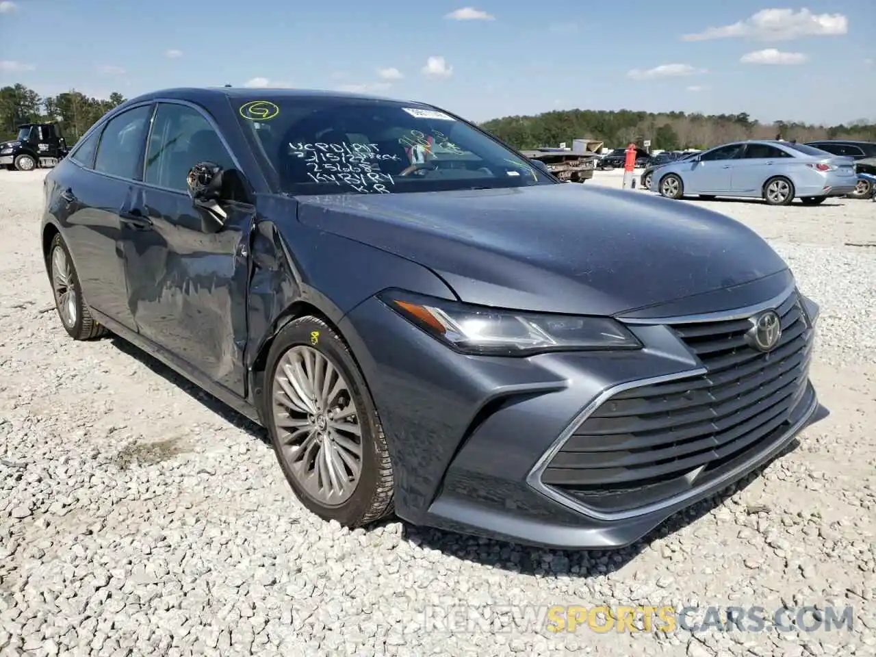 1 Photograph of a damaged car 4T1BZ1FB0KU005235 TOYOTA AVALON 2019