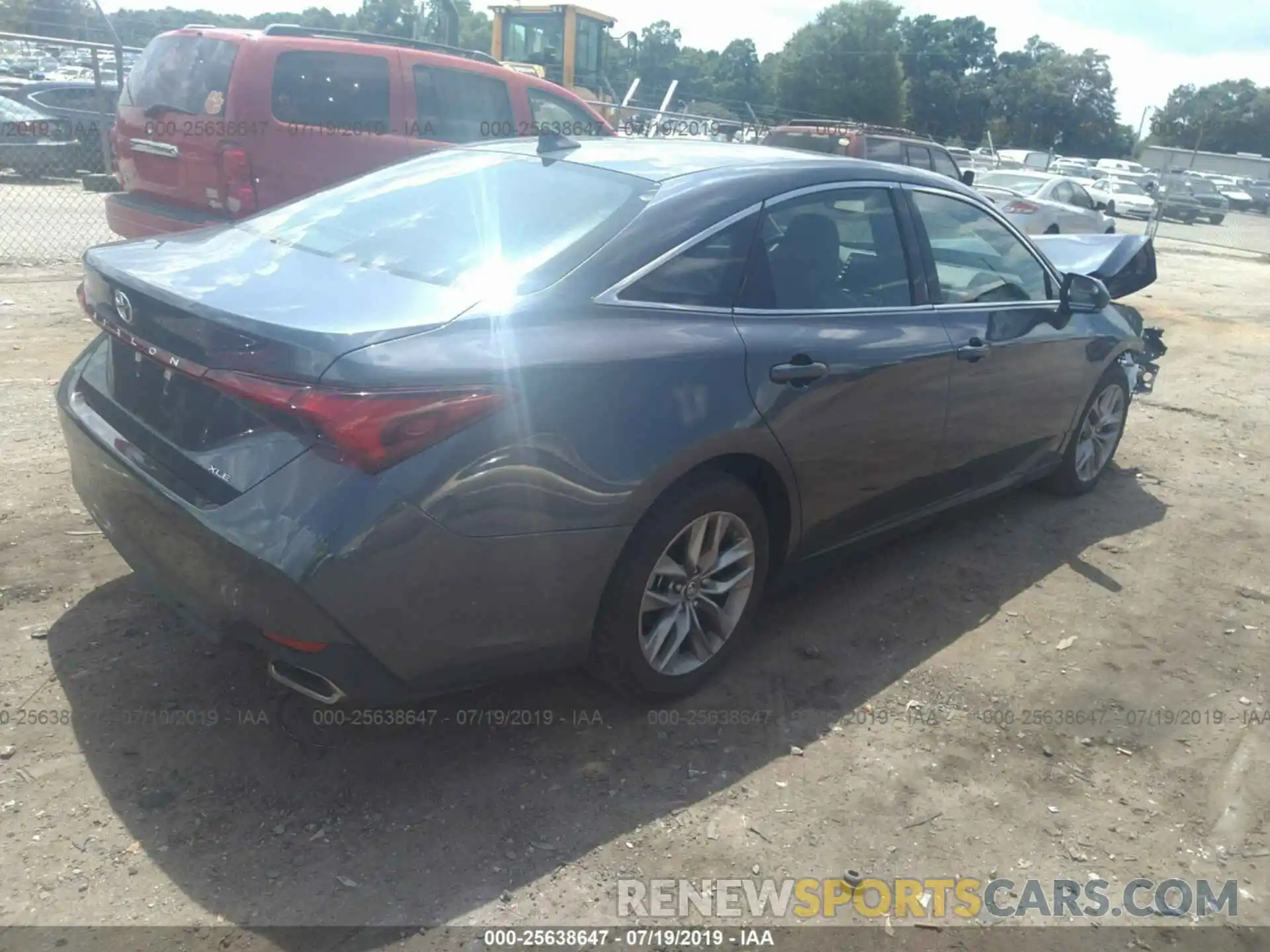 4 Photograph of a damaged car 4T1BZ1FB0KU007079 TOYOTA AVALON 2019