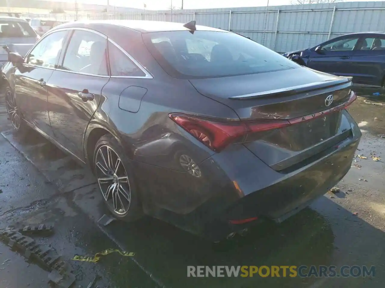 3 Photograph of a damaged car 4T1BZ1FB0KU007759 TOYOTA AVALON 2019