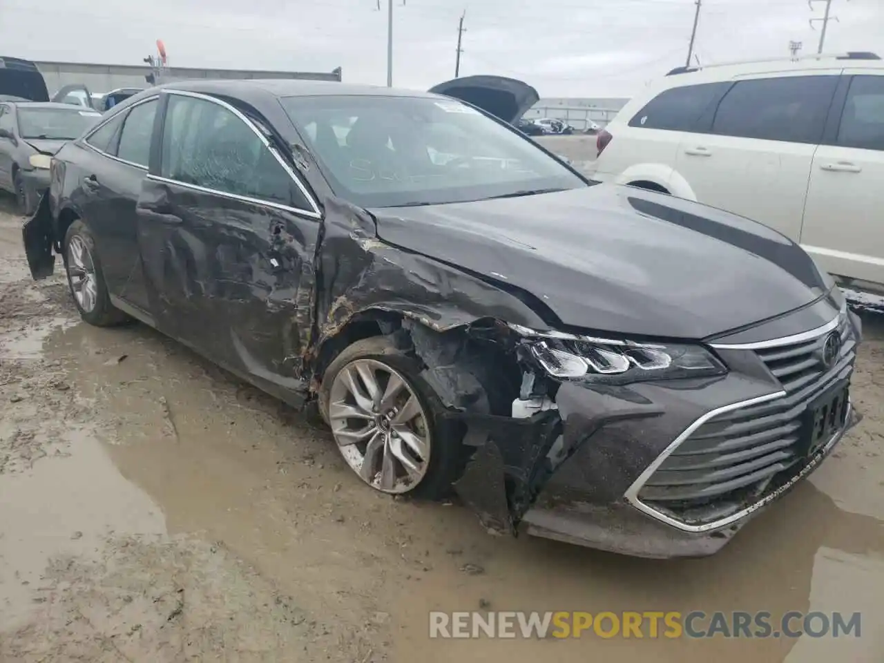 1 Photograph of a damaged car 4T1BZ1FB0KU007793 TOYOTA AVALON 2019