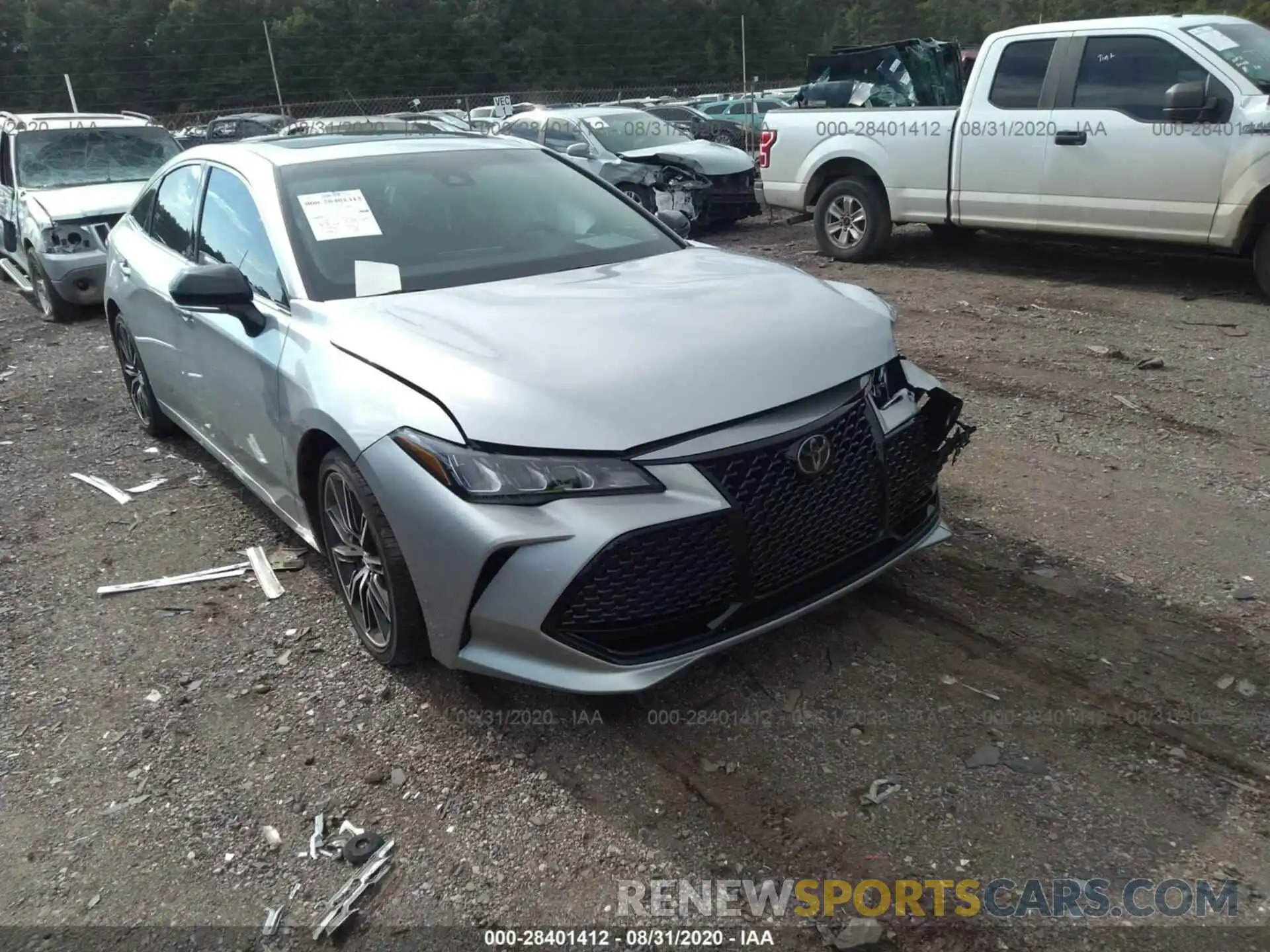 1 Photograph of a damaged car 4T1BZ1FB0KU007843 TOYOTA AVALON 2019