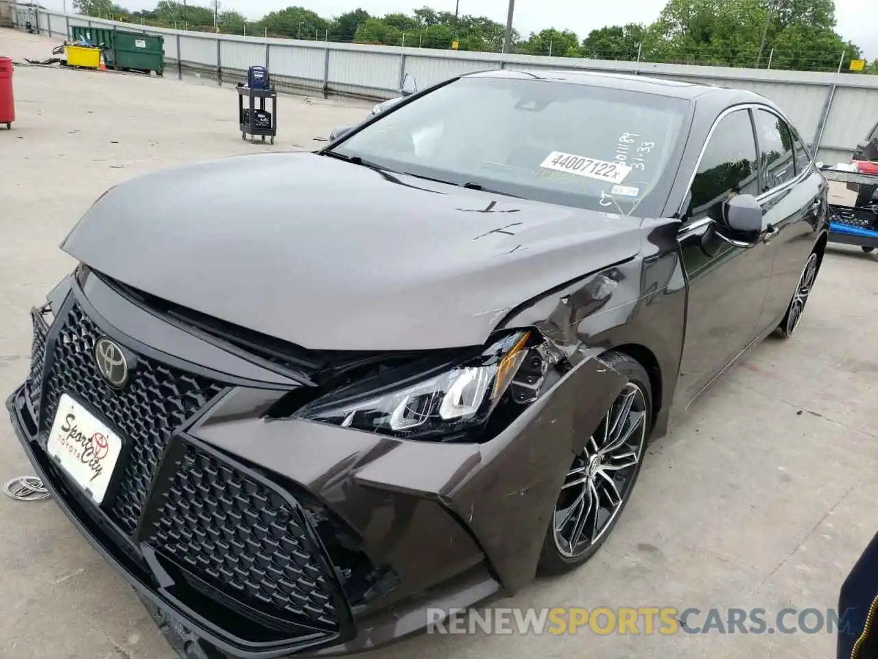 2 Photograph of a damaged car 4T1BZ1FB0KU009561 TOYOTA AVALON 2019