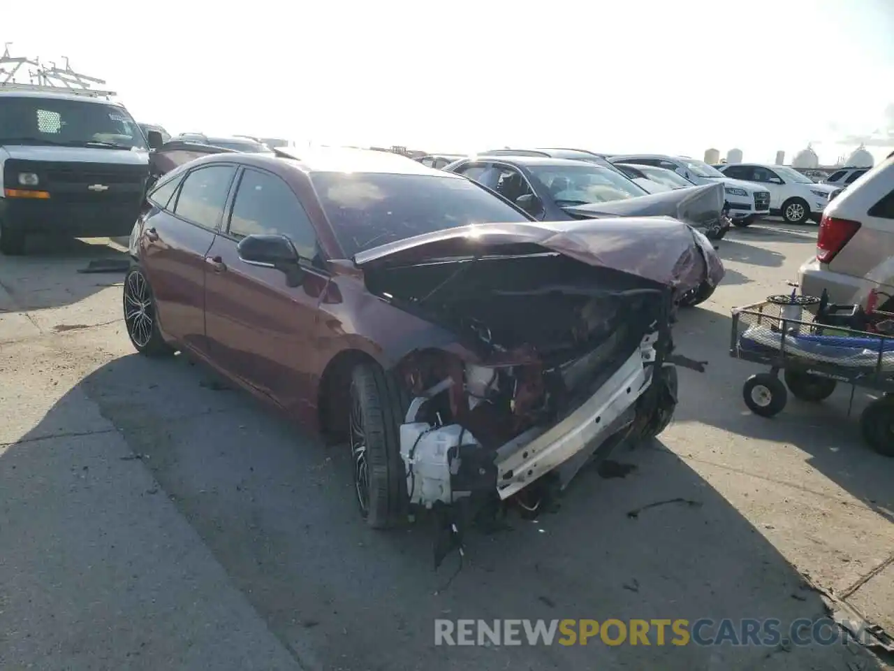 1 Photograph of a damaged car 4T1BZ1FB0KU012010 TOYOTA AVALON 2019