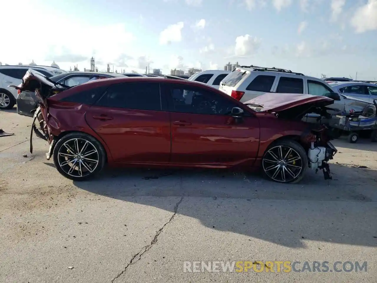 9 Photograph of a damaged car 4T1BZ1FB0KU012010 TOYOTA AVALON 2019