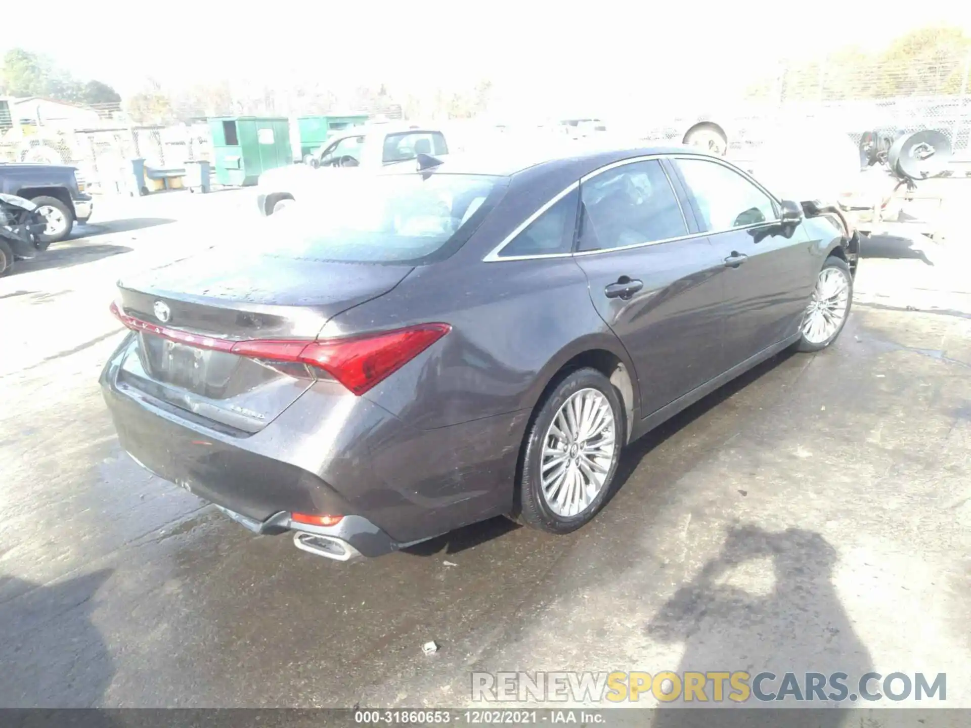 4 Photograph of a damaged car 4T1BZ1FB0KU012878 TOYOTA AVALON 2019