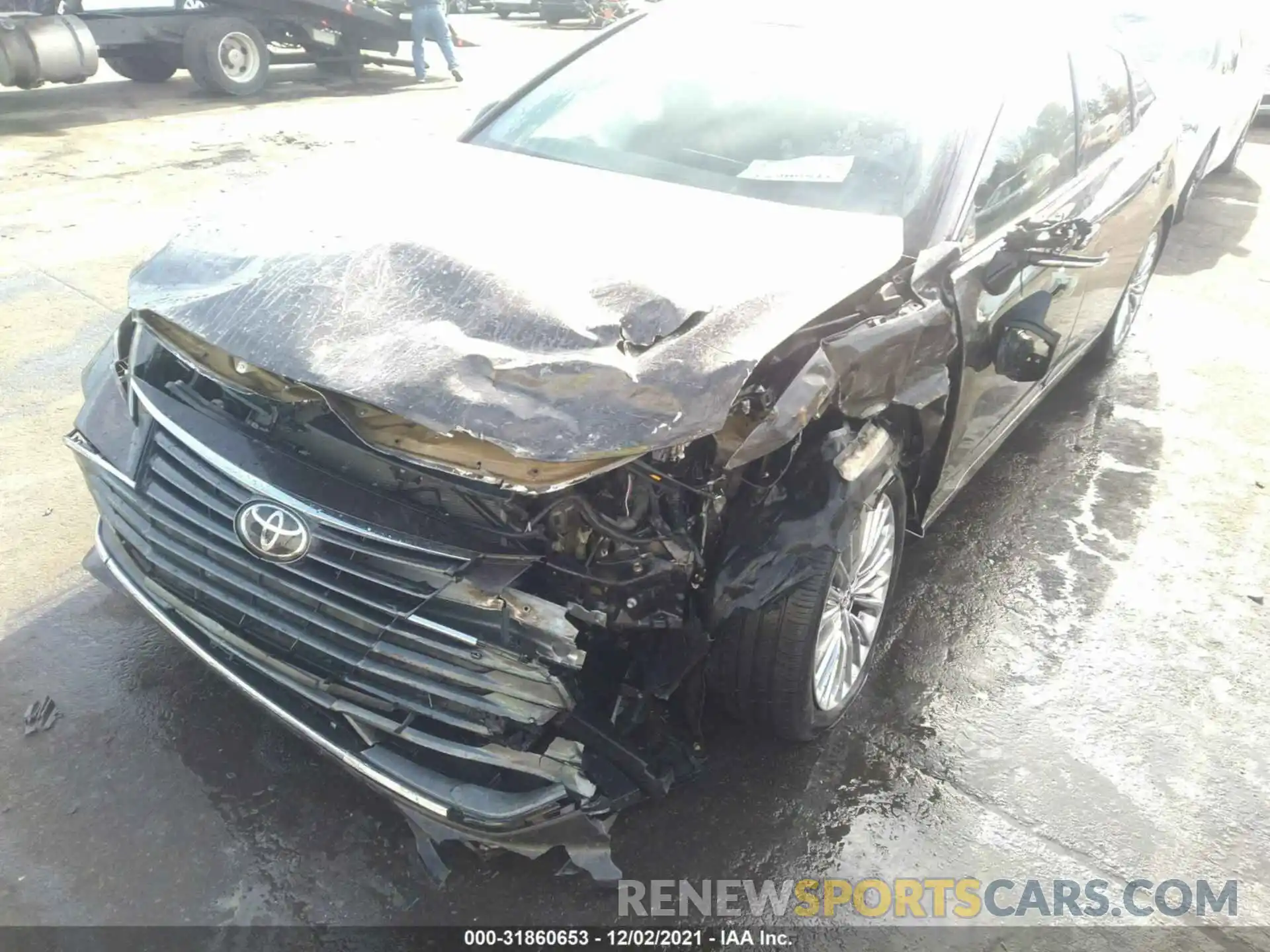 6 Photograph of a damaged car 4T1BZ1FB0KU012878 TOYOTA AVALON 2019