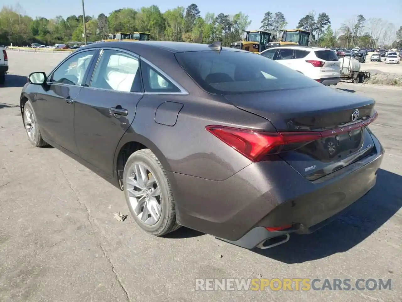 3 Photograph of a damaged car 4T1BZ1FB0KU014632 TOYOTA AVALON 2019