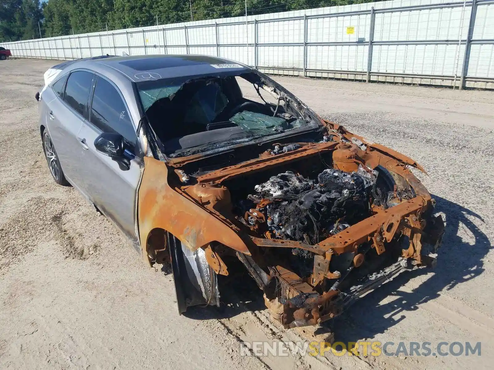 1 Photograph of a damaged car 4T1BZ1FB0KU017238 TOYOTA AVALON 2019