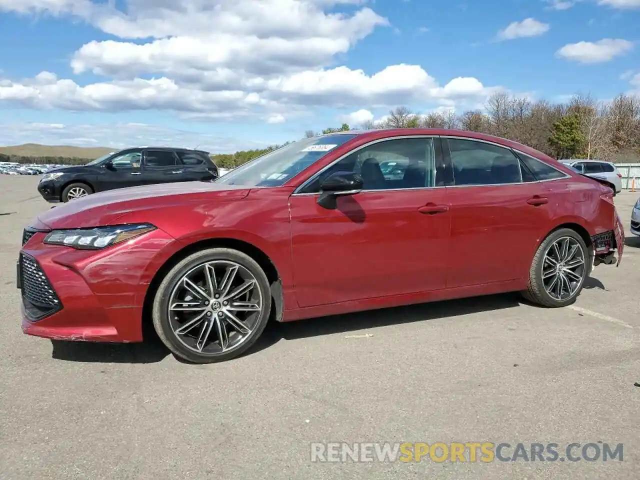 1 Photograph of a damaged car 4T1BZ1FB0KU021533 TOYOTA AVALON 2019