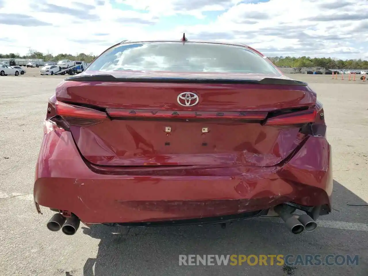 6 Photograph of a damaged car 4T1BZ1FB0KU021533 TOYOTA AVALON 2019