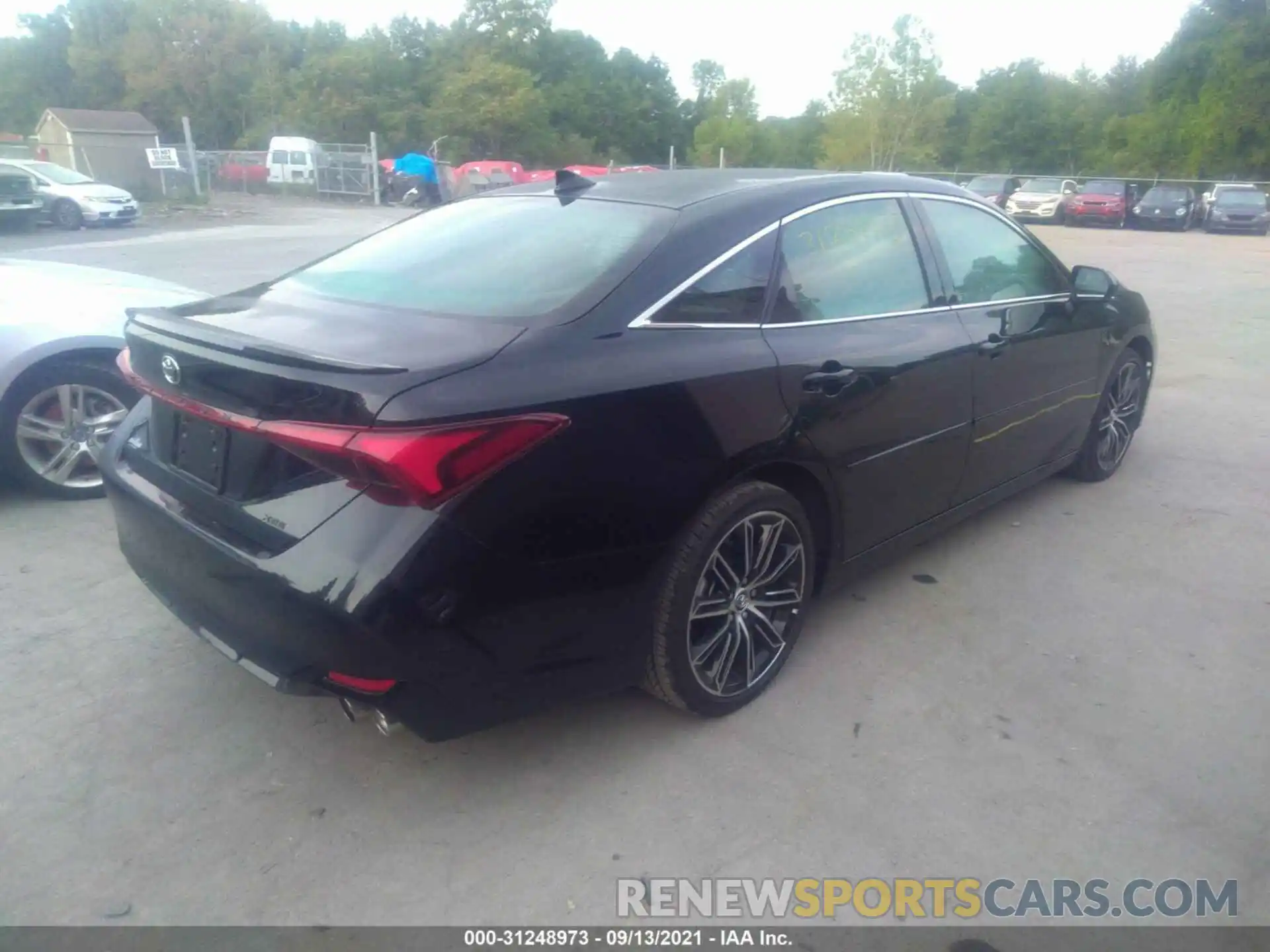 4 Photograph of a damaged car 4T1BZ1FB0KU021869 TOYOTA AVALON 2019