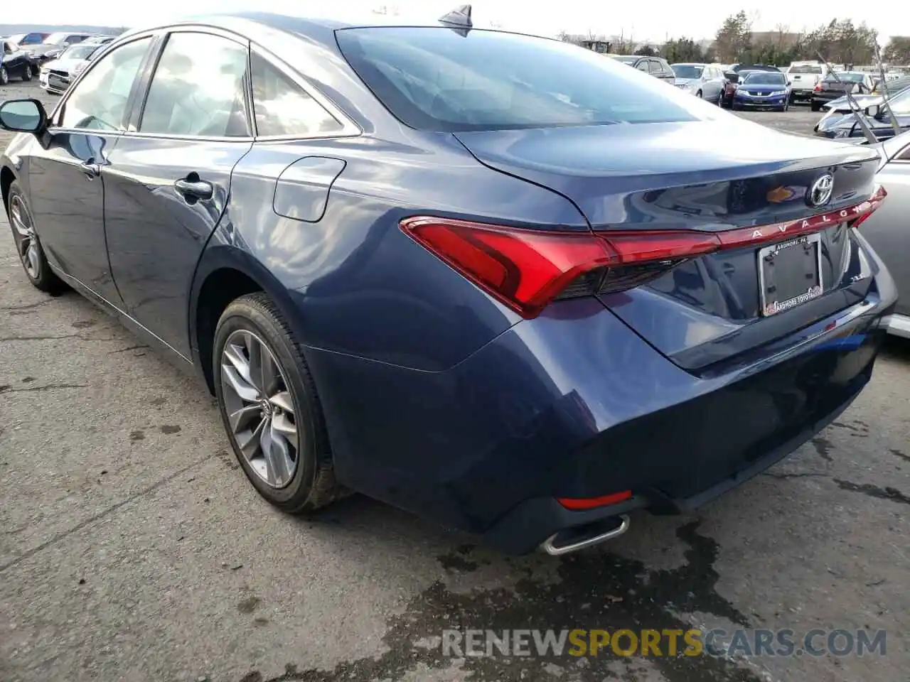 3 Photograph of a damaged car 4T1BZ1FB0KU026442 TOYOTA AVALON 2019