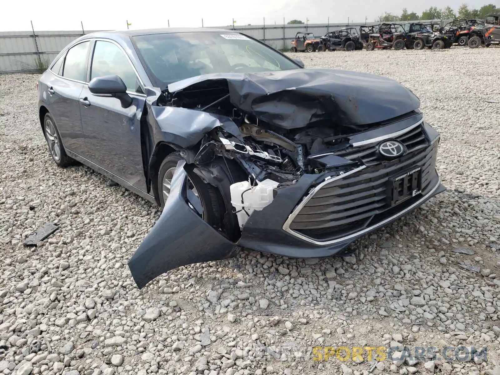 1 Photograph of a damaged car 4T1BZ1FB0KU029535 TOYOTA AVALON 2019