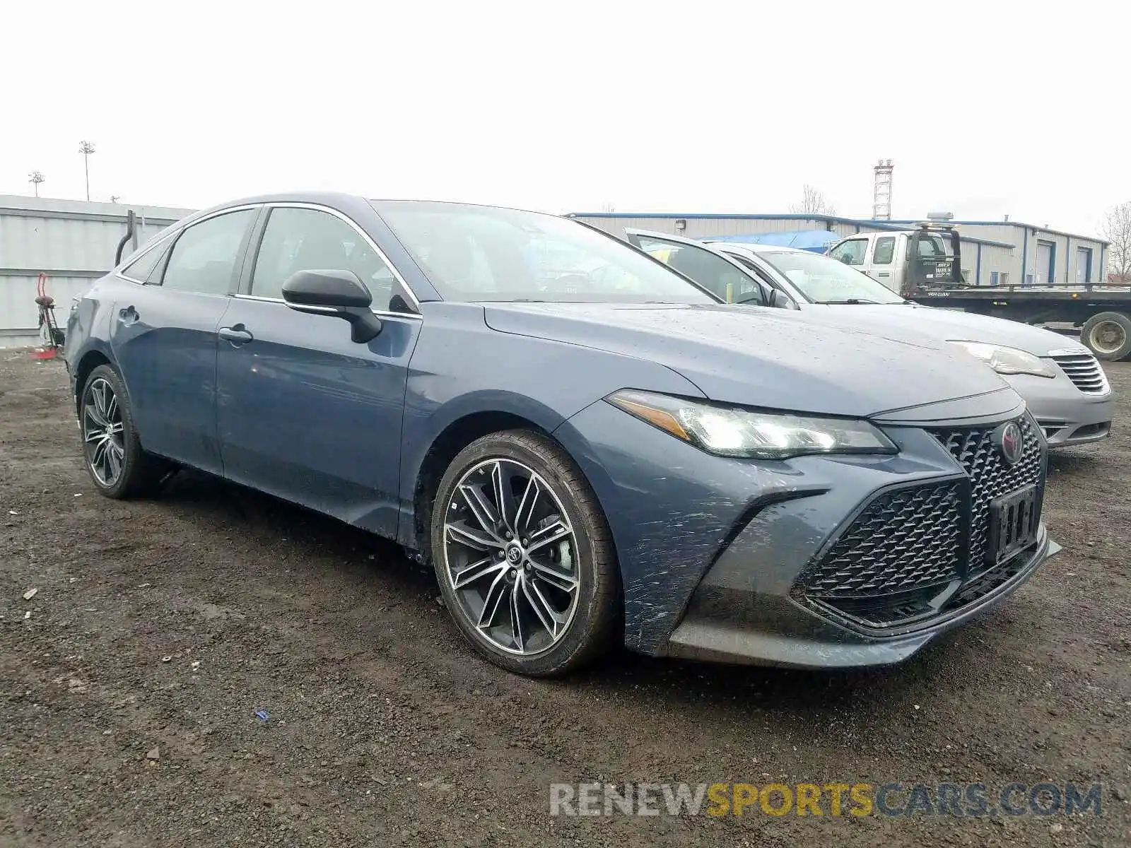 1 Photograph of a damaged car 4T1BZ1FB0KU030460 TOYOTA AVALON 2019