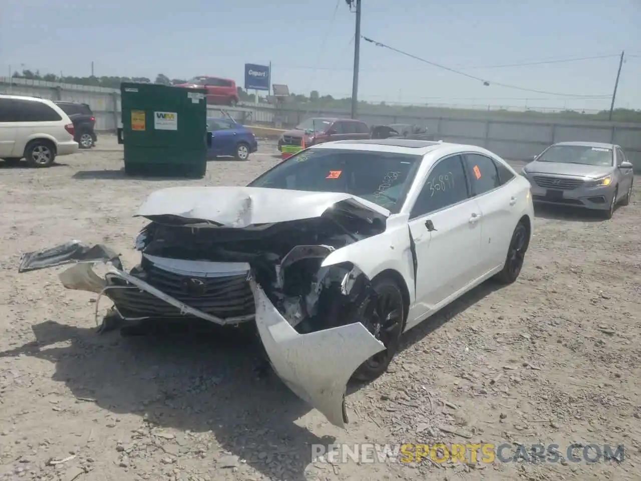 2 Photograph of a damaged car 4T1BZ1FB0KU031138 TOYOTA AVALON 2019