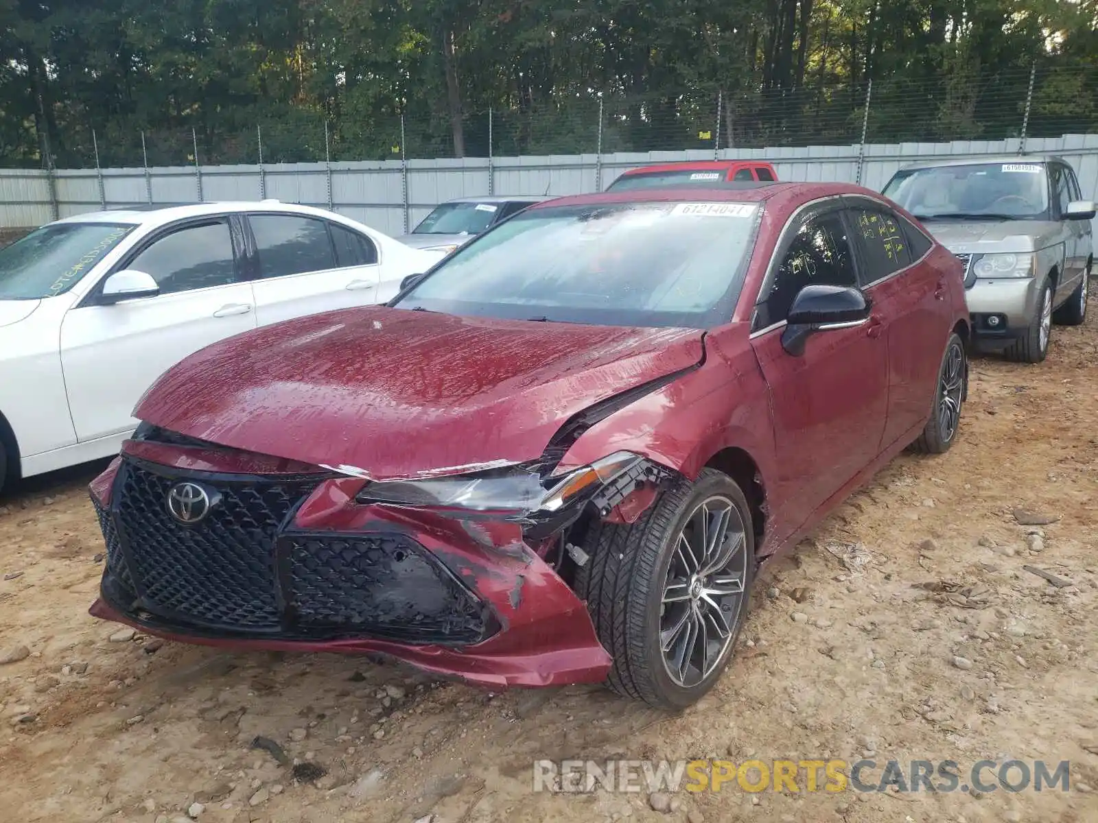 2 Photograph of a damaged car 4T1BZ1FB0KU033679 TOYOTA AVALON 2019