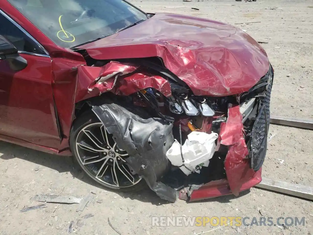 9 Photograph of a damaged car 4T1BZ1FB0KU034928 TOYOTA AVALON 2019