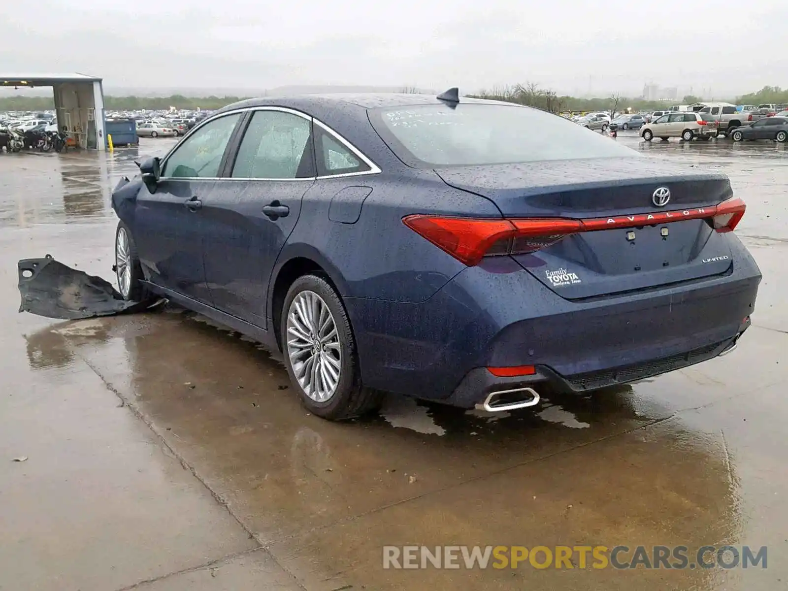 3 Photograph of a damaged car 4T1BZ1FB1KU001288 TOYOTA AVALON 2019