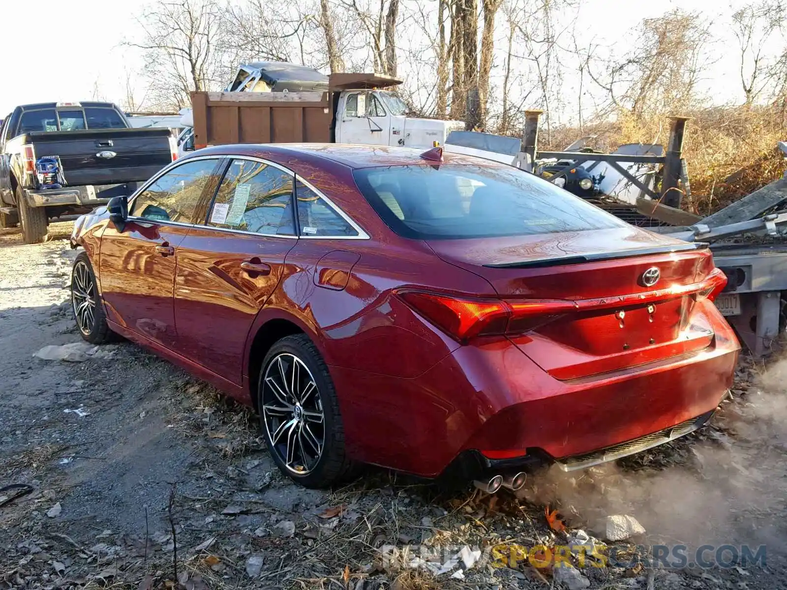 3 Photograph of a damaged car 4T1BZ1FB1KU001999 TOYOTA AVALON 2019