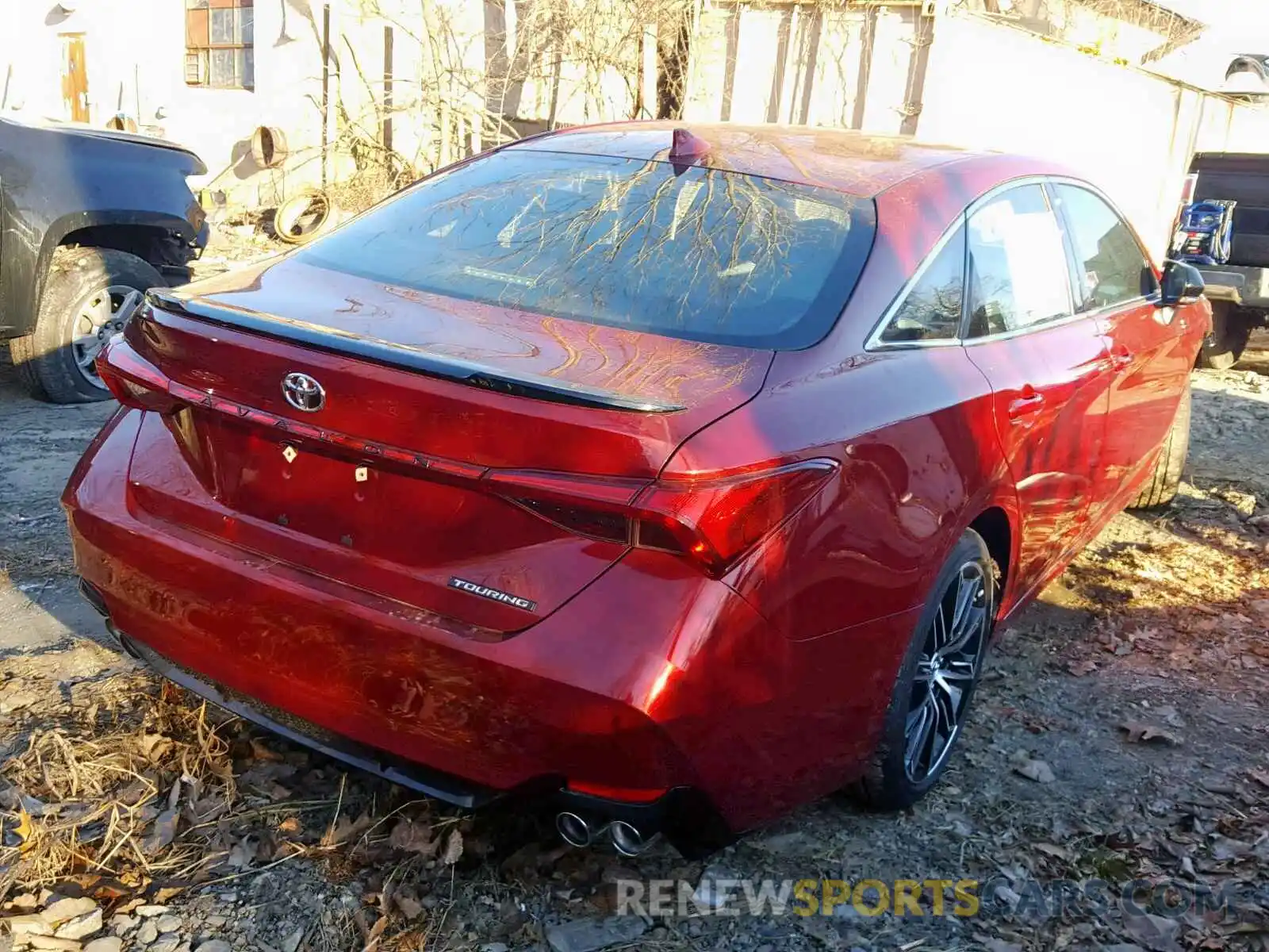 4 Photograph of a damaged car 4T1BZ1FB1KU001999 TOYOTA AVALON 2019