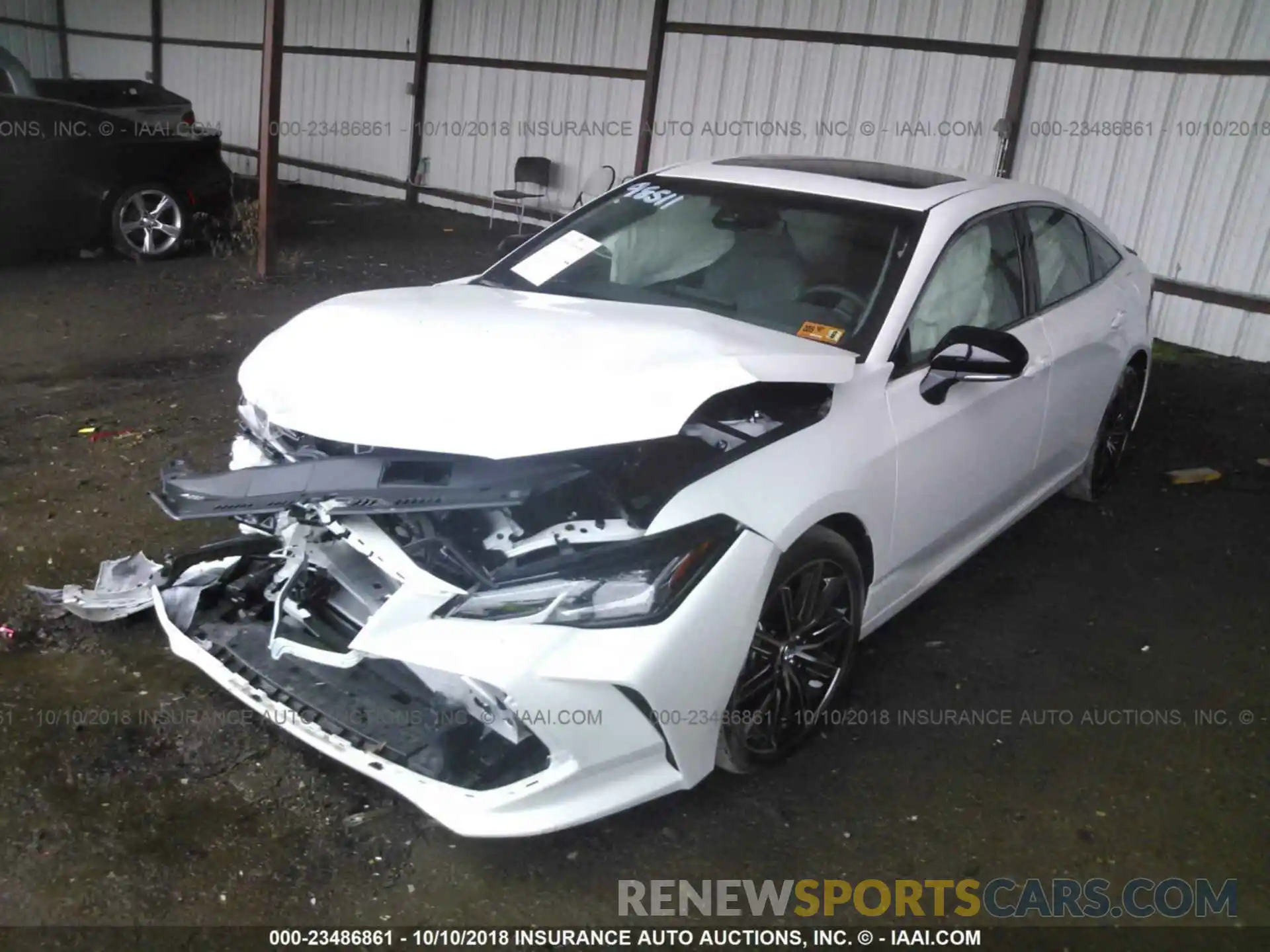 2 Photograph of a damaged car 4T1BZ1FB1KU003168 Toyota Avalon 2019