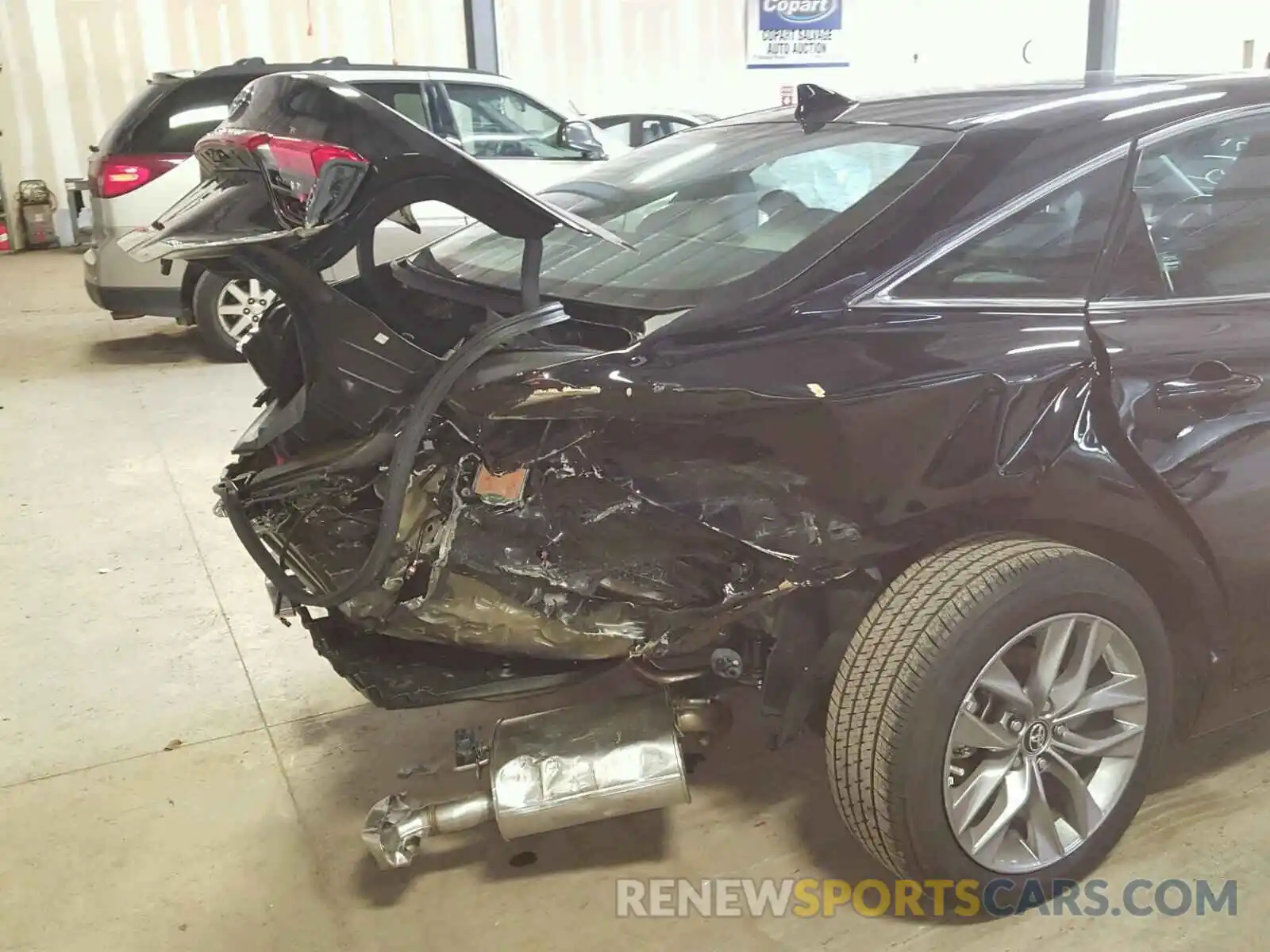 9 Photograph of a damaged car 4T1BZ1FB1KU003364 TOYOTA AVALON 2019