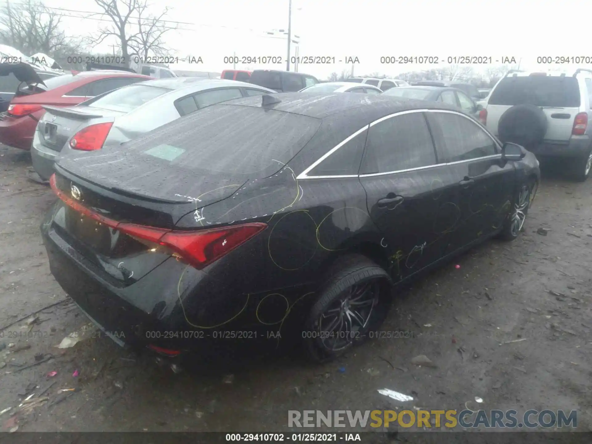 4 Фотография поврежденного автомобиля 4T1BZ1FB1KU004580 TOYOTA AVALON 2019