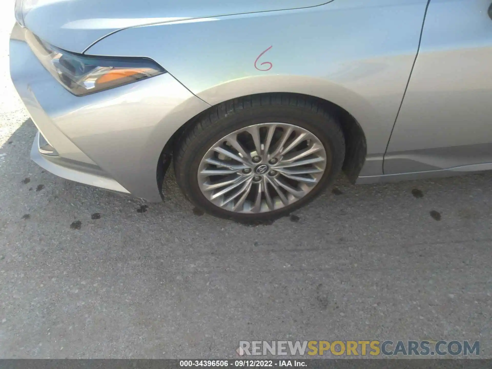 13 Photograph of a damaged car 4T1BZ1FB1KU006717 TOYOTA AVALON 2019