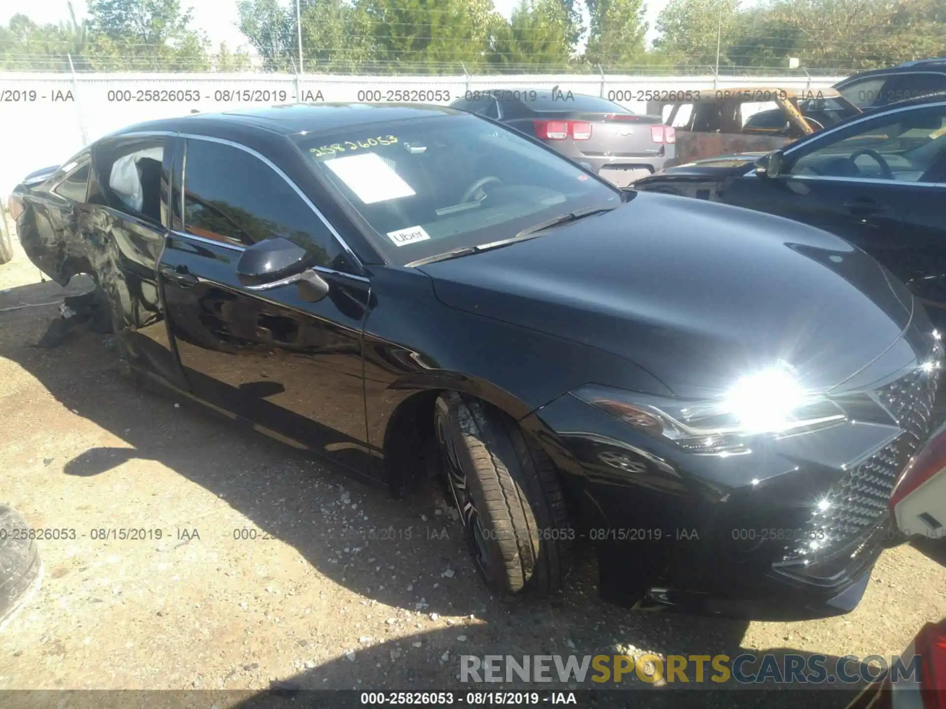 1 Photograph of a damaged car 4T1BZ1FB1KU009083 TOYOTA AVALON 2019