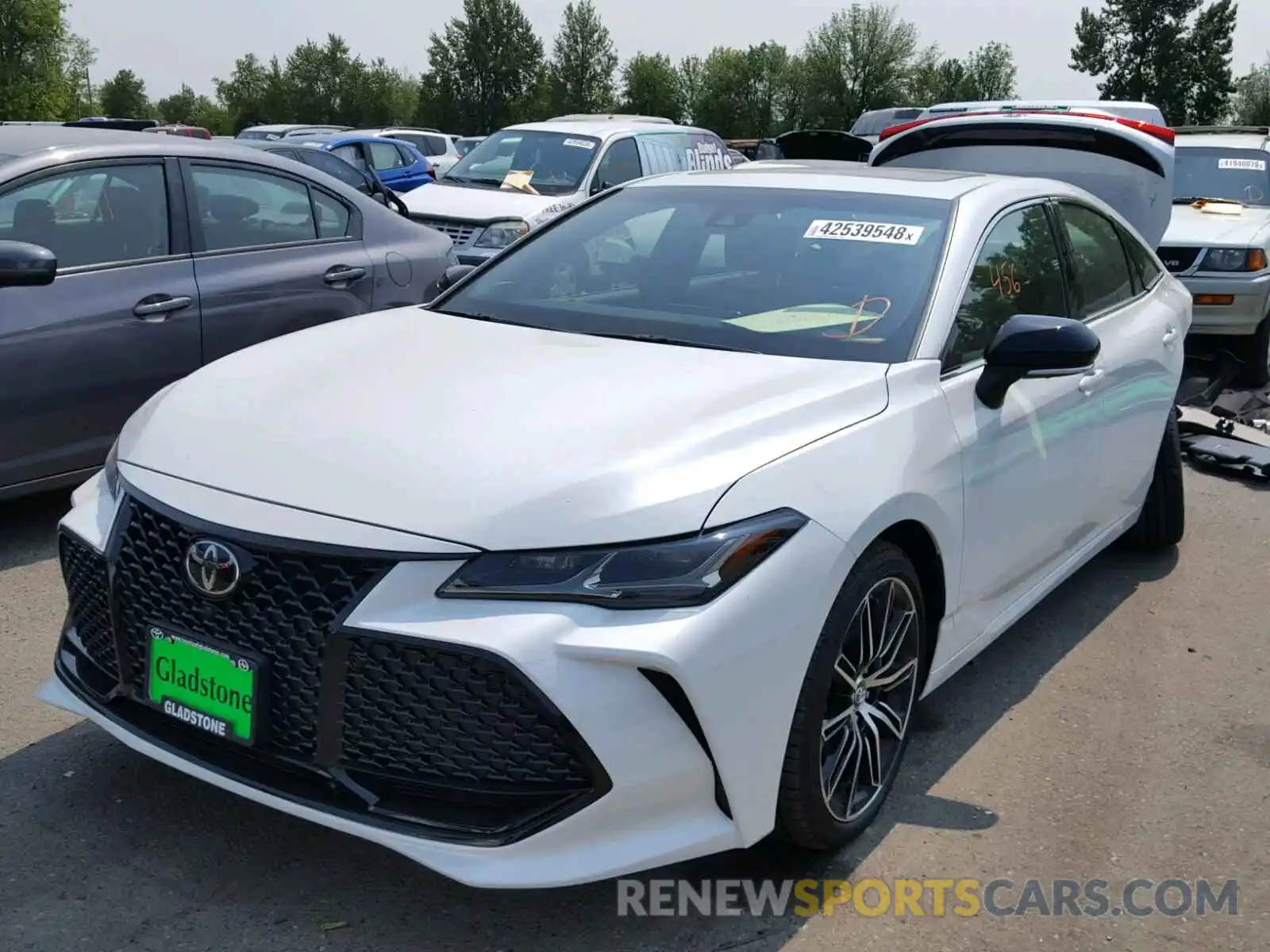 2 Photograph of a damaged car 4T1BZ1FB1KU010329 TOYOTA AVALON 2019