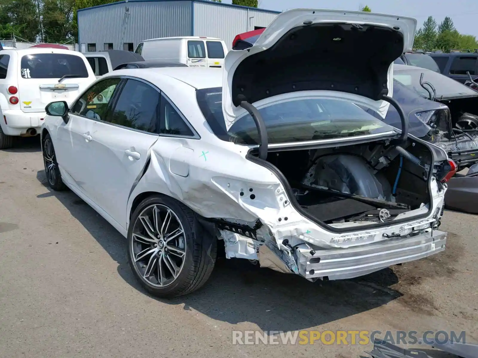 3 Photograph of a damaged car 4T1BZ1FB1KU010329 TOYOTA AVALON 2019