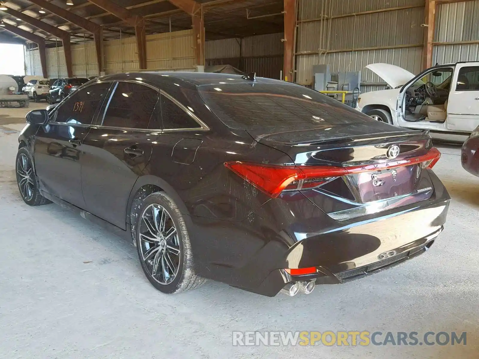 3 Photograph of a damaged car 4T1BZ1FB1KU013151 TOYOTA AVALON 2019