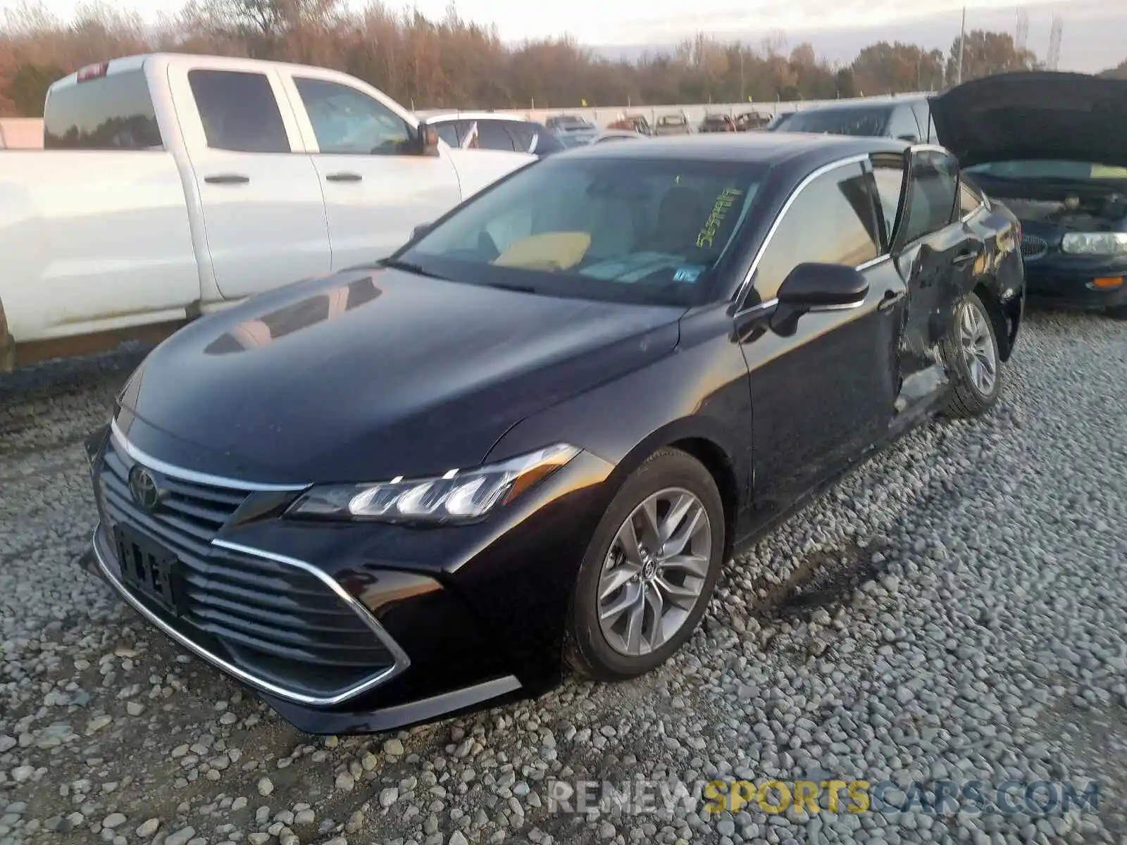 2 Photograph of a damaged car 4T1BZ1FB1KU014364 TOYOTA AVALON 2019