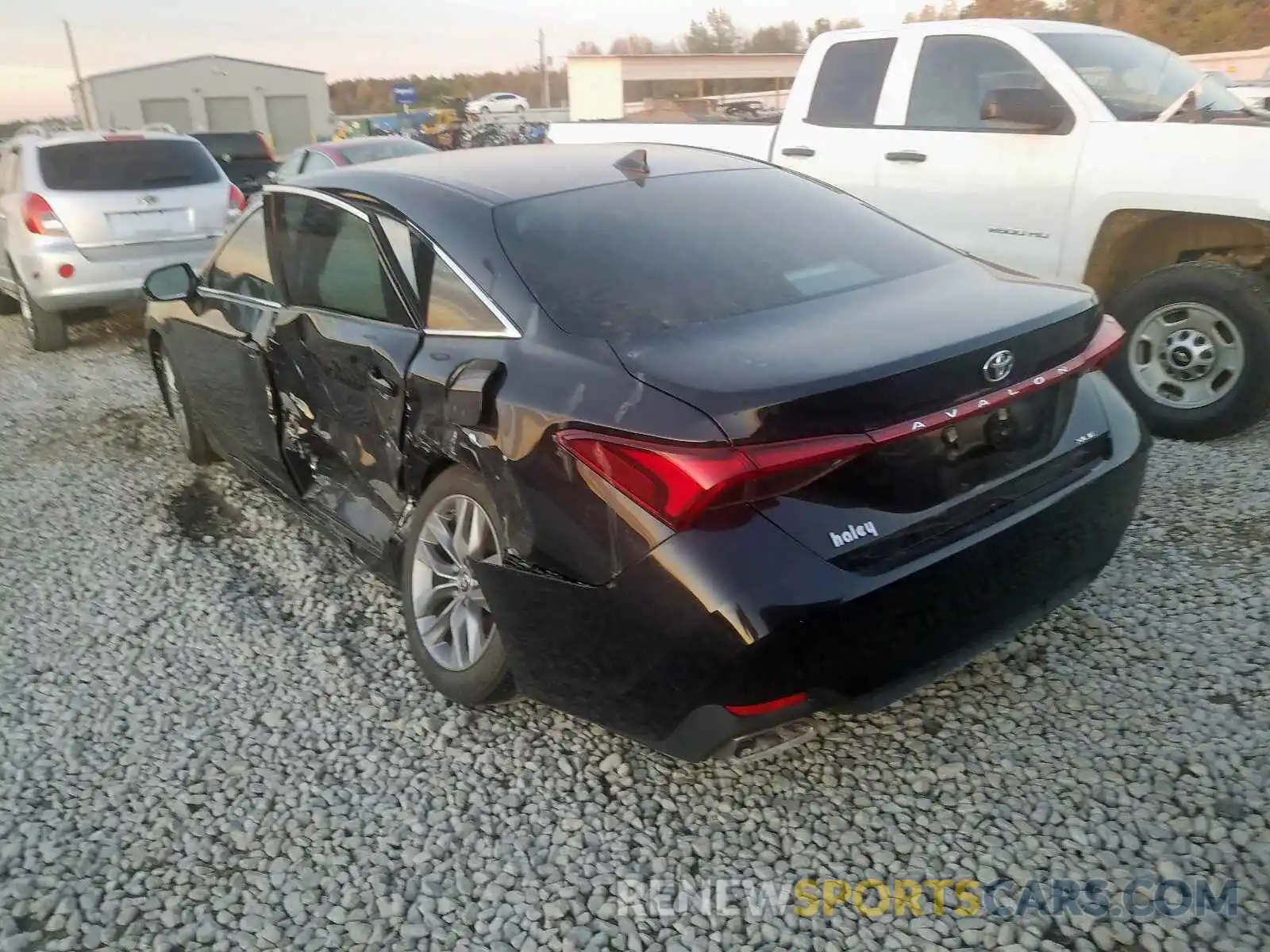 3 Photograph of a damaged car 4T1BZ1FB1KU014364 TOYOTA AVALON 2019