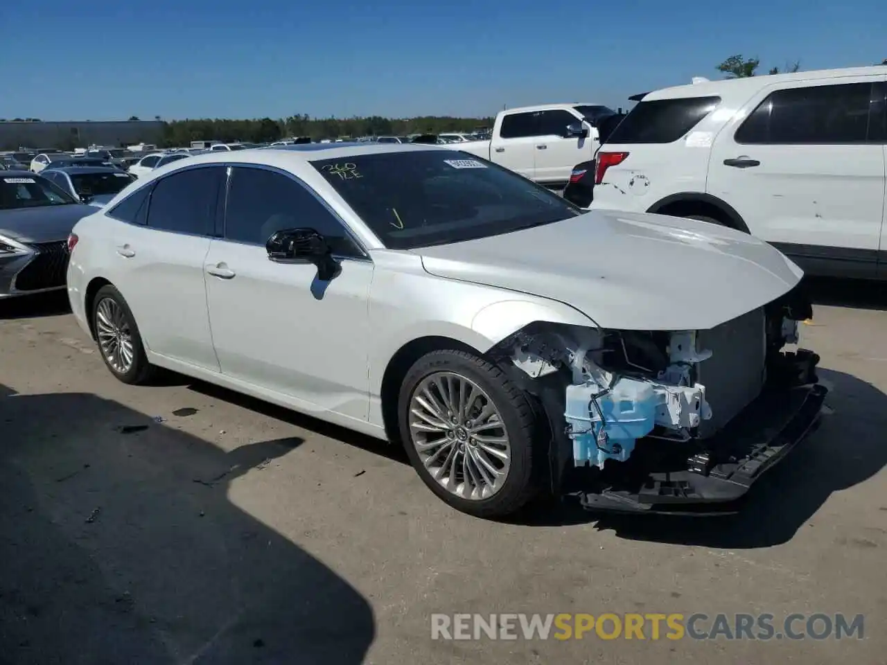 1 Photograph of a damaged car 4T1BZ1FB1KU015157 TOYOTA AVALON 2019