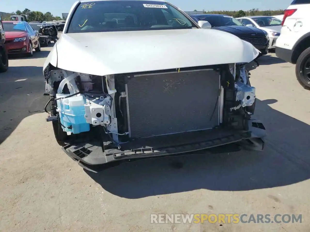 9 Photograph of a damaged car 4T1BZ1FB1KU015157 TOYOTA AVALON 2019