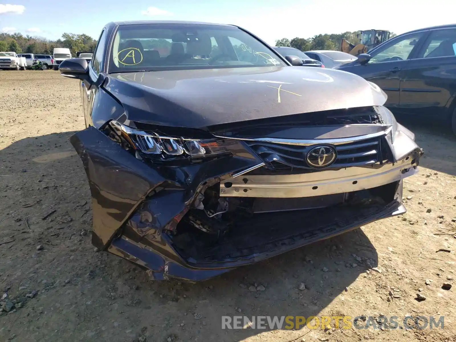 9 Photograph of a damaged car 4T1BZ1FB1KU025462 TOYOTA AVALON 2019