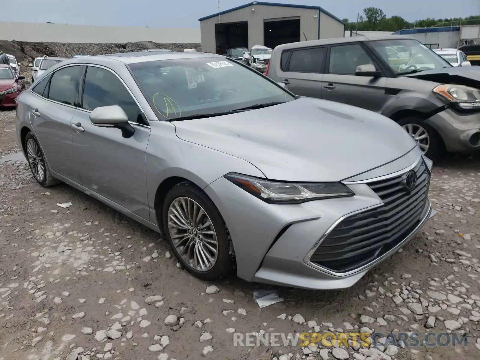 1 Photograph of a damaged car 4T1BZ1FB1KU026630 TOYOTA AVALON 2019